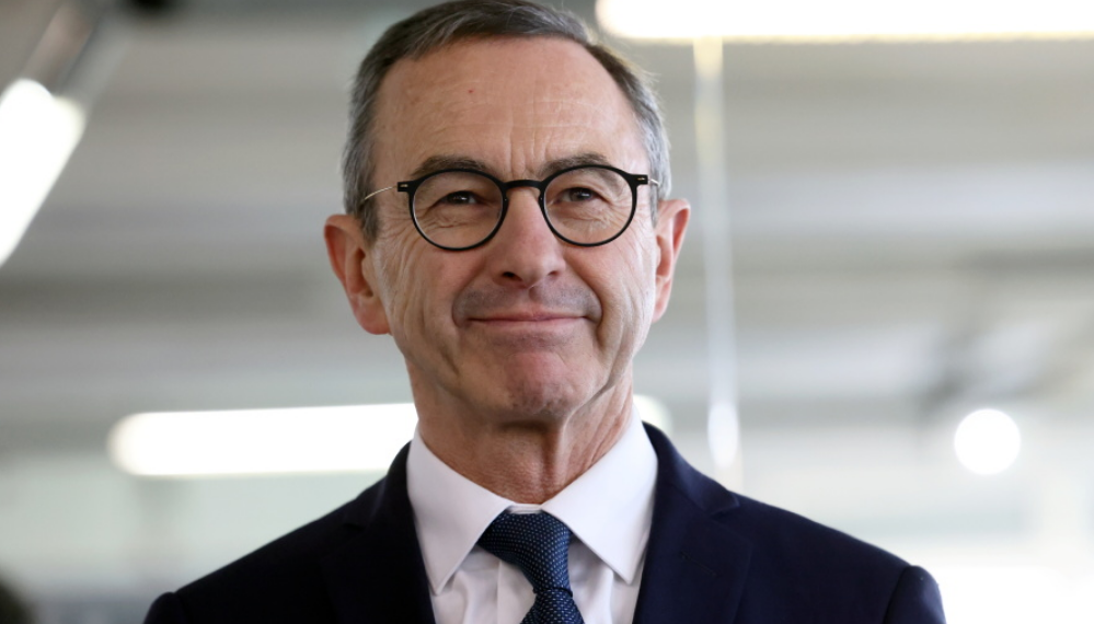 Le patron des Républicains Bruno Retailleau annonce sa candidature à la présidentielle 2027