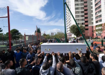 Décès d&rsquo;un chauffeur VTC à Marseille en 2024: un adolescent condamné à 17 ans de prison