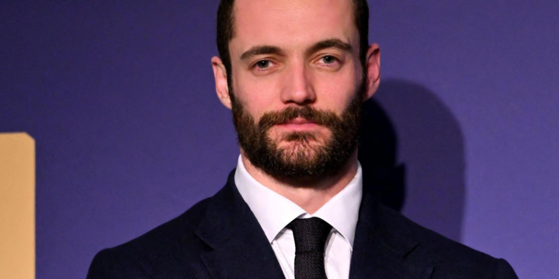 "Fils de prisonnier": Louis Sarkozy annonce déposer plainte après les dégradations de sa permanence à Menton 3 "Fils de prisonnier": Louis Sarkozy annonce déposer plainte après les dégradations de sa permanence à Menton « Fils de prisonnier »: Louis Sarkozy annonce déposer plainte après les dégradations de sa permanence à Menton