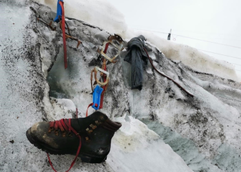 Disparue après une randonnée en montagne, des alpinistes font une terrible découverte vingt ans plus tard sur une famille de quatre personnes