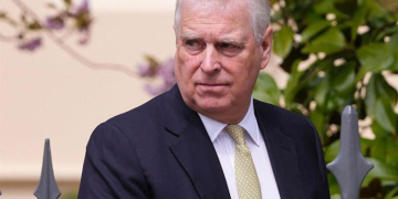 L’ex-Prince Andrew arrêté pour « faute dans l’exercice de ses fonctions officielles »