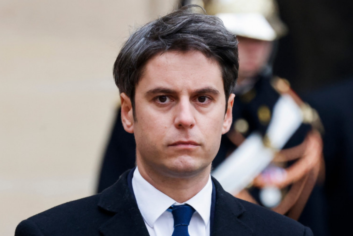 Gabriel Attal "condamné" par Darmanin, Jordan Bardella l'humilie : "Regardez, j'ai amené cette photo..." 4 Gabriel Attal "condamné" par Darmanin, Jordan Bardella l'humilie : "Regardez, j'ai amené cette photo..." Capture decran 2026 02 20 010228