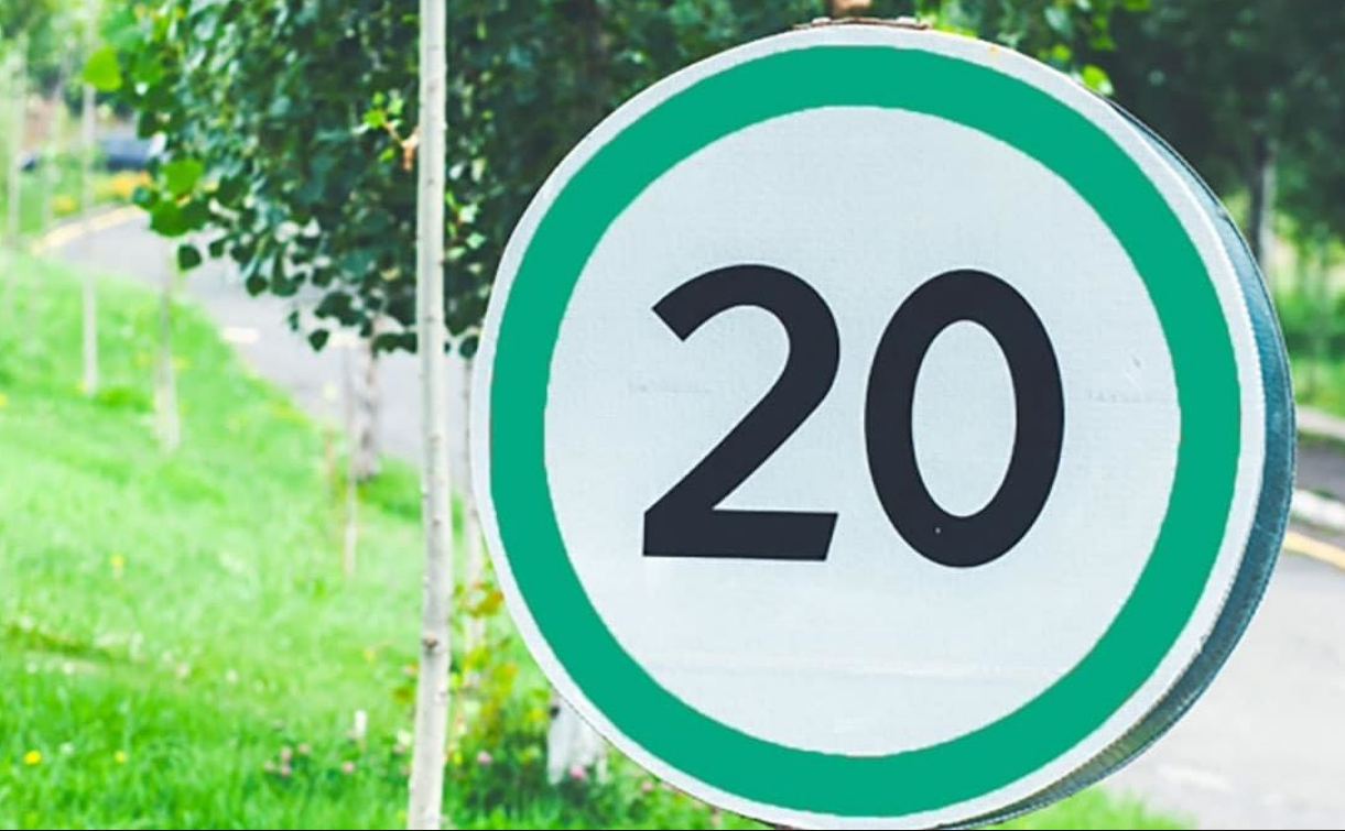 Code de la route : c’est quoi encore ces nouveaux panneaux de vitesse verts qui arrivent en France ? 4 Code de la route : c’est quoi encore ces nouveaux panneaux de vitesse verts qui arrivent en France ? Capture decran 2026 02 20 134828