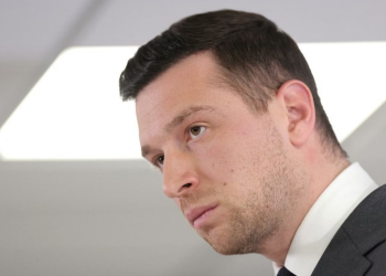 Décès de Quentin Deranque : Jordan Bardella recommande de ne pas se rendre aux rassemblements d&rsquo;hommage