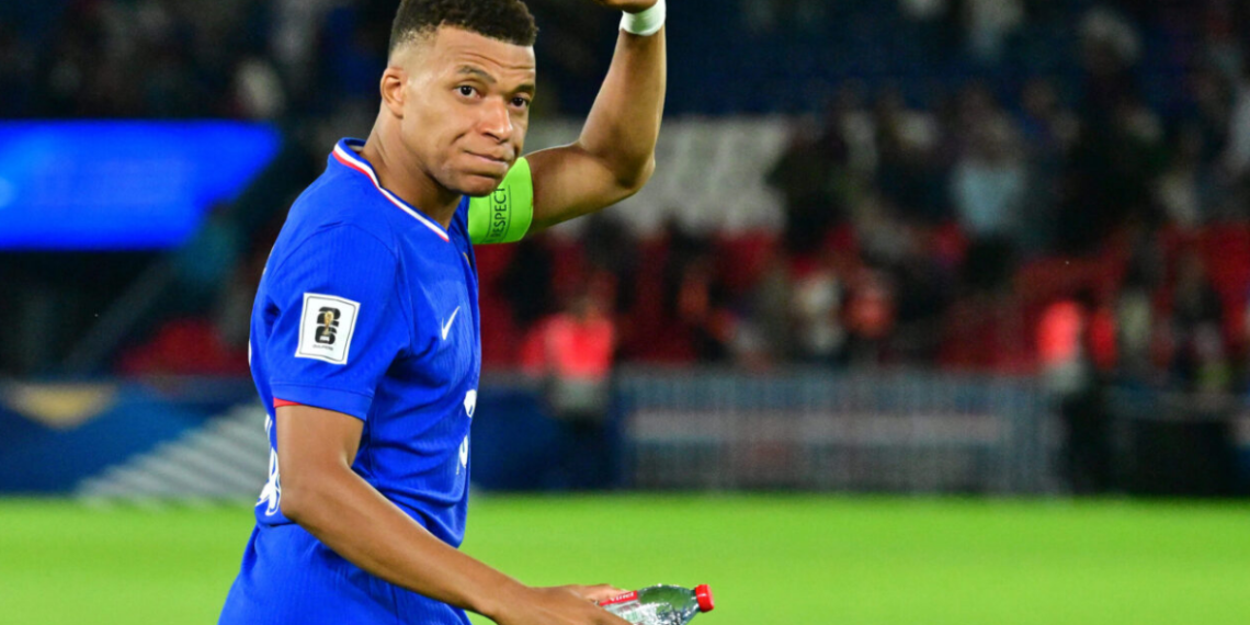 « C&rsquo;est compliqué d&rsquo;être la copine de Kylian Mbappé » : révélations chocs sur sa vie amoureuse