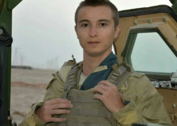 « C&rsquo;est mon héros »: décédé à 21 ans, ce soldat a permis de sauver cinq vies en acceptant de donner ses organes