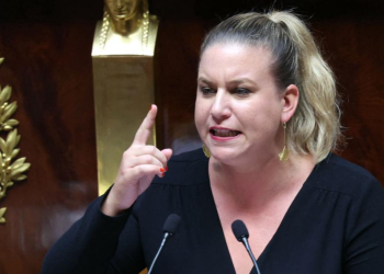 Mathilde Panot prévient que LFI « n’acceptera jamais » une victoire du RN aux urnes