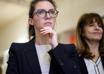 Municipales : Bergé demande au RN de retirer des candidats… la stratégie fait débat… 14 Municipales : Bergé demande au RN de retirer des candidats… la stratégie fait débat… Municipales : Bergé demande au RN de retirer des candidats… la stratégie fait débat…