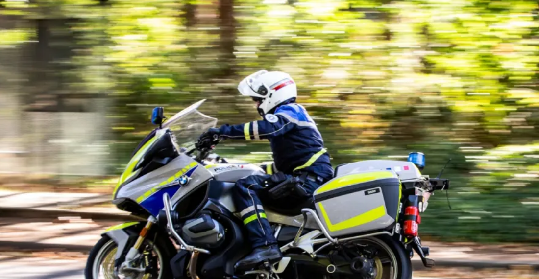 Un policier CRS en Côte-d’Or décède dans un accident de moto pendant son service