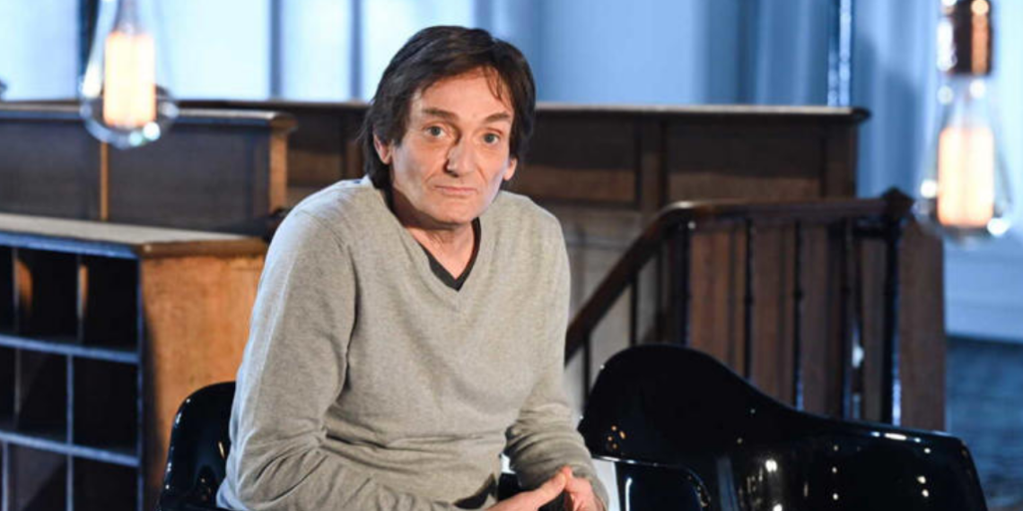 "On dirait un zombie" : Pierre Palmade plongé dans la solitude, des riverains racontent sa nouvelle vie à Bordeaux 3 "On dirait un zombie" : Pierre Palmade plongé dans la solitude, des riverains racontent sa nouvelle vie à Bordeaux « On dirait un zombie » : Pierre Palmade plongé dans la solitude, des riverains racontent sa nouvelle vie à Bordeaux