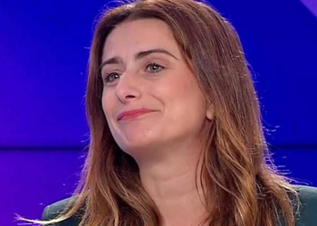 Marine Tondelier déclenche la panique sur France 3 « On n'a pas le droit ! L'Arcom va encore nous tomber dessus » 14 Marine Tondelier déclenche la panique sur France 3 « On n'a pas le droit ! L'Arcom va encore nous tomber dessus » Marine Tondelier déclenche la panique sur France 3 « On n’a pas le droit ! L’Arcom va encore nous tomber dessus »