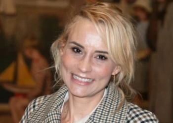 Grosse frayeur pour Élodie Gossuin blessée au visage, l'ex-Miss France dévoile son front recousu : "De la haute couture…" 9 Grosse frayeur pour Élodie Gossuin blessée au visage, l'ex-Miss France dévoile son front recousu : "De la haute couture…" Grosse frayeur pour Élodie Gossuin blessée au visage, l’ex-Miss France dévoile son front recousu : « De la haute couture… »