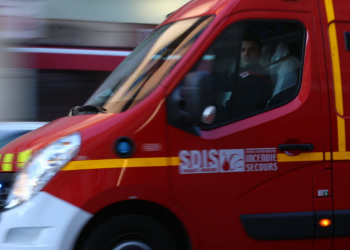 À Heimersdorf, après une rupture annoncée, un homme de 43 ans saute d’une voiture en marche…