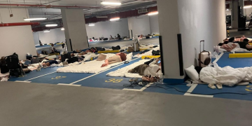 « La compagnie ne paie plus l’hôtel » : la galère des Français bloqués à l&rsquo;étranger après l&rsquo;annulation de leur vol