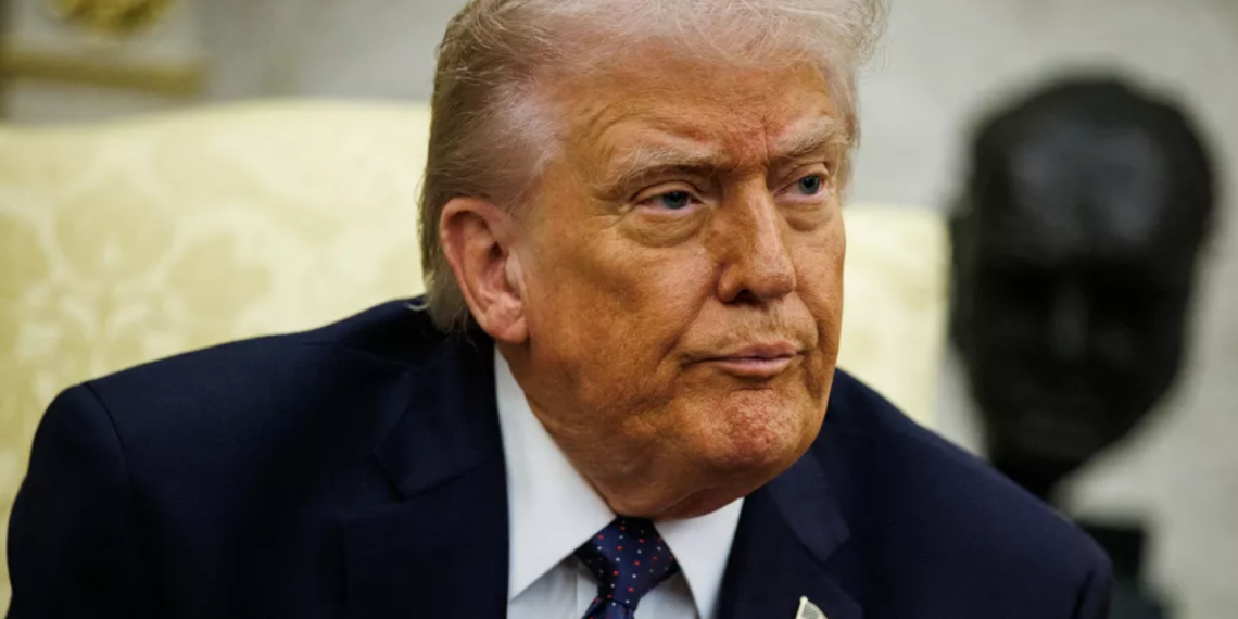 Donald Trump confond son père et son grand-père : sa nouvelle bourde en public inquiète