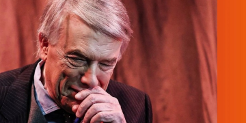 « Je touche du bois » : Salvatore Adamo revient sur son état plusieurs mois après sa prise en charge