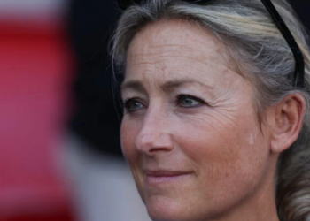 Anne-Sophie Lapix soupçonne Gabriel Attal de viser Jordan Bardella et elle l’expose en direct !