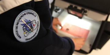 Il empochait 12 000 euros de chômage par mois en France en usurpant dix identités, il a détourné 239 000 euros en deux ans