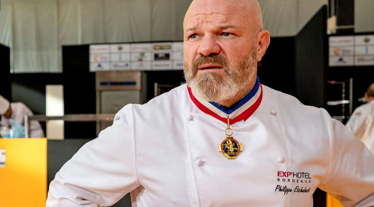 « Vous mangez ou vous dégagez », Philippe Etchebest hors de lui face à des clients dans son restaurant 3 « Vous mangez ou vous dégagez », Philippe Etchebest hors de lui face à des clients dans son restaurant Capture decran 2026 03 16 144419