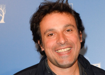 Décès de Bruno Salomone à 55 ans : quelle est cette maladie invisible dont il souffrait depuis l’enfance ? « J’ai un vrai blocage avec ça »