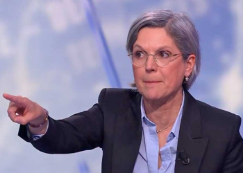 « Vous dites n&rsquo;importe quoi ! » Sandrine Rousseau explose en plein direct sur M6