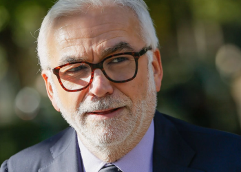 « Mais qu&rsquo;elle se barre ! » : Sidéré, Pascal Praud perd son sang froid en direct