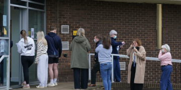 Un Français, de retour d&rsquo;Angleterre où sévit une épidémie de méningite, a été hospitalisé