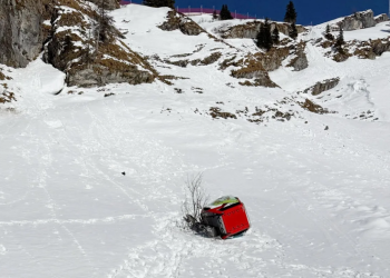 Une personne décède après la chute d&rsquo;une télécabine dans une station de ski suisse