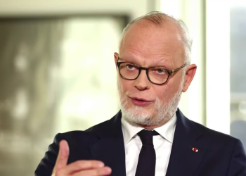 Édouard Philippe : sa fille Sarah hospitalisée, il explique pourquoi il n&rsquo;a pas voulu se rendre à son chevet