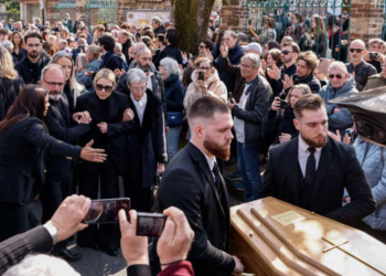 Bruno Salomone : qui sont ses six intimes qui ont porté son cercueil ?