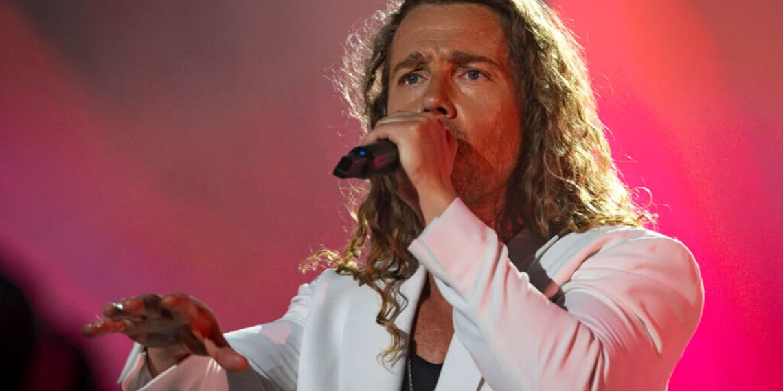 Julien Doré : « dégoûté », le chanteur obligé d’annuler sa tournée aux États-Unis et la raison est étonnante