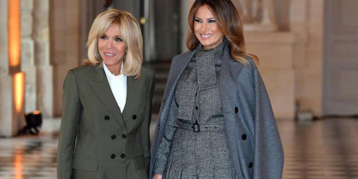 "Nous sommes connectées" : un échange entre Brigitte Macron et Melania Trump dévoilé 3 "Nous sommes connectées" : un échange entre Brigitte Macron et Melania Trump dévoilé « Nous sommes connectées » : un échange entre Brigitte Macron et Melania Trump dévoilé