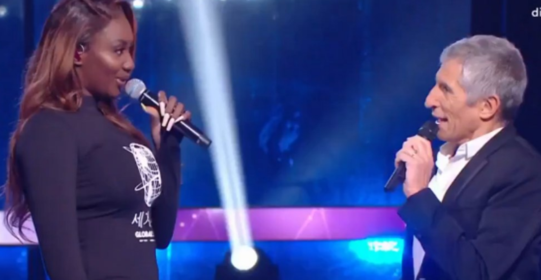 Nagui reçoit Aya Nakamura dans Taratata : la chanteuse gaffe devant lui, l’animateur ne la loupe pas à son tour
