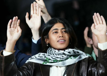 Interdite d&rsquo;entrée au Canada, Rima Hassan dénonce une « tentative de censure »