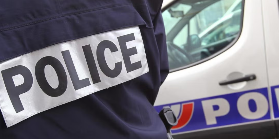 Son épouse succombe à ses blessures sur le trottoir : un réalisateur de « Joséphine, ange gardien » et « Camping Paradis » placé en garde à vue