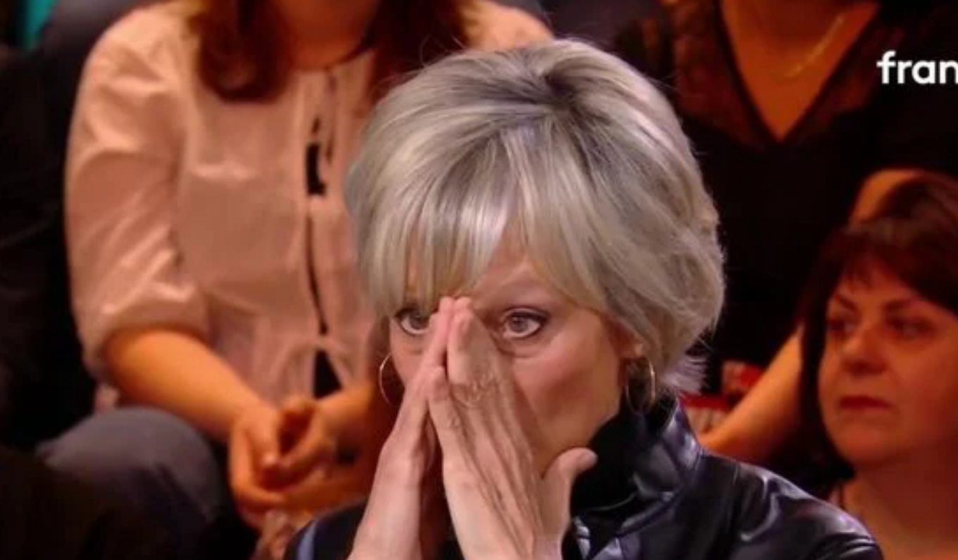 Hélène Mercier : la femme de Bernard Arnault perd complètement ses moyens en évoquant son interview avec Marc-Olivier Fogiel 4 Hélène Mercier : la femme de Bernard Arnault perd complètement ses moyens en évoquant son interview avec Marc-Olivier Fogiel Capture decran 2026 04 06 141535