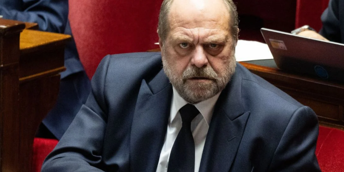 “J’ai divisé mes revenus par 14” : Éric Dupond-Moretti dévoile le montant de son salaire de ministre de la Justice, “Je gagnais plus en tant qu’avocat”