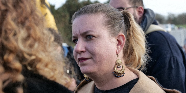 "Nous ne baisserons pas la tête" : Mathilde Panot, députée LFI du Val-de-Marne, menacée de... 1 "Nous ne baisserons pas la tête" : Mathilde Panot, députée LFI du Val-de-Marne, menacée de... Capture decran 2026 04 09 154759