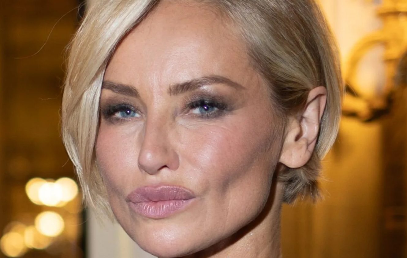 Une peau toute lisse à 54 ans : Adriana Karembeu dévoile son soin chouchou pour un visage sans rides 3 Une peau toute lisse à 54 ans : Adriana Karembeu dévoile son soin chouchou pour un visage sans rides Capture decran 2026 04 10 212007