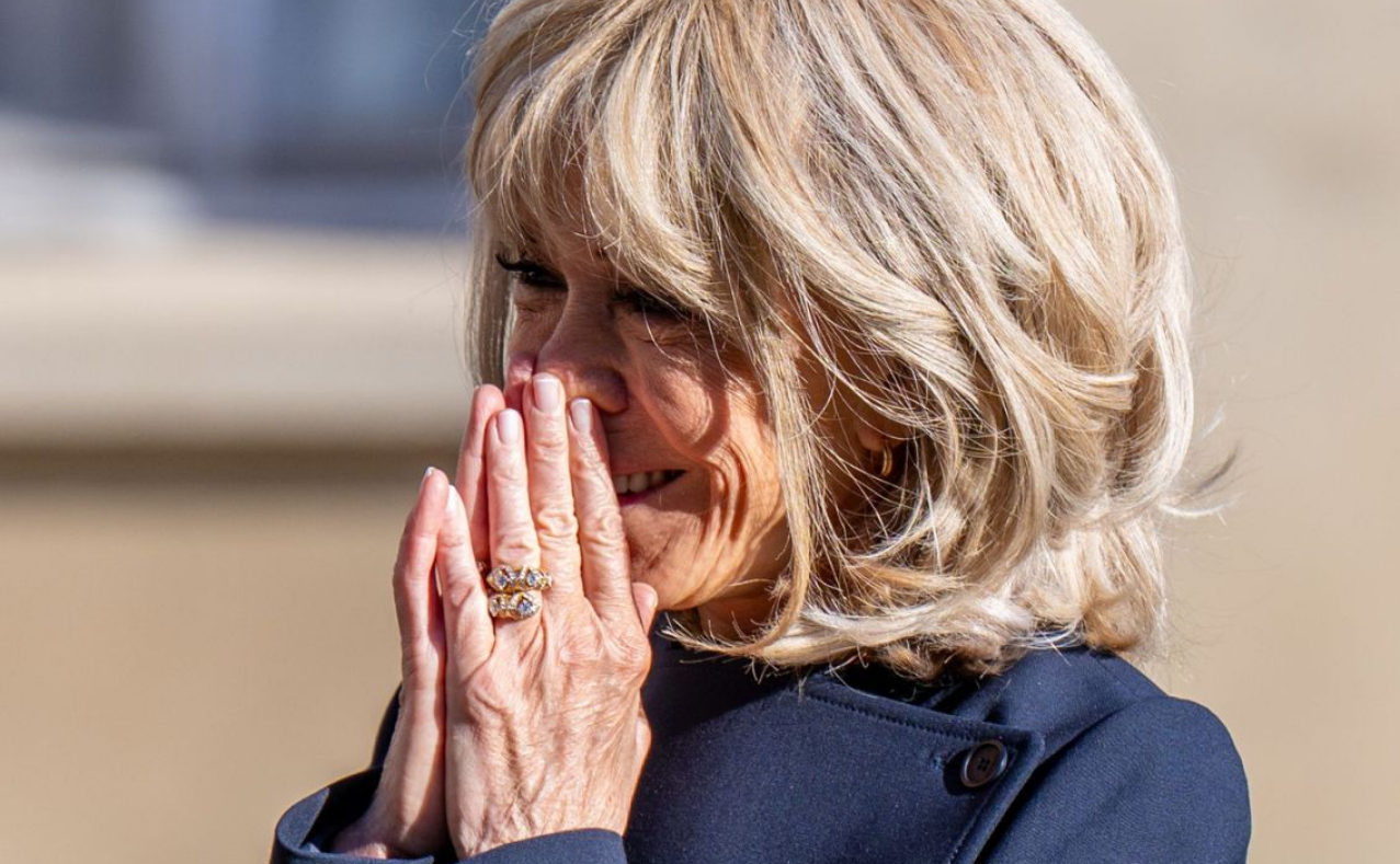 Brigitte Macron : ce surprenant cadeau d’anniversaire que va recevoir l’épouse d’Emmanuel Macron (qui devrait la faire réfléchir) 2 Brigitte Macron : ce surprenant cadeau d’anniversaire que va recevoir l’épouse d’Emmanuel Macron (qui devrait la faire réfléchir) Capture decran 2026 04 13 164023