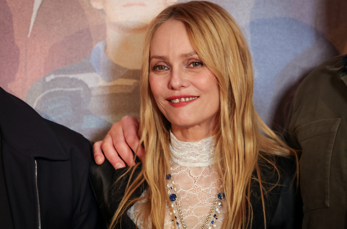 "Très malade", Vanessa Paradis contrainte d’annuler ses concerts : que sait-on de son état de santé ? 2 "Très malade", Vanessa Paradis contrainte d’annuler ses concerts : que sait-on de son état de santé ? Capture decran 2026 04 15 204848