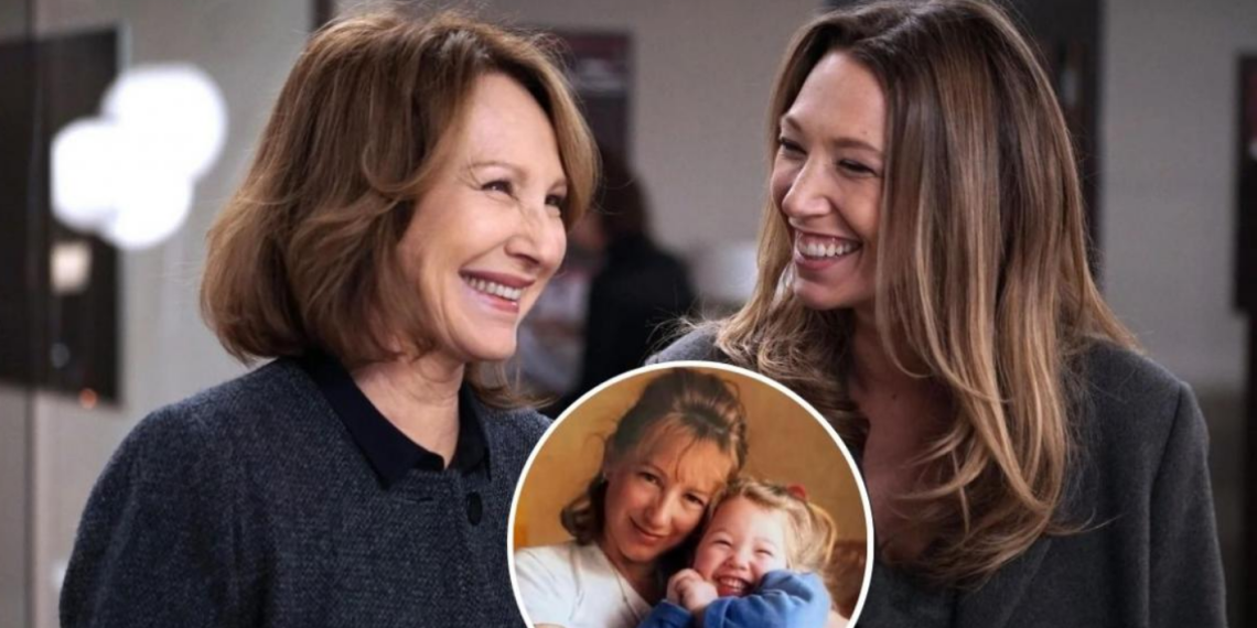 « J&rsquo;ai perdu la moitié de mon coeur »: l&rsquo;hommage touchant de Laura Smet à sa mère Nathalie Baye, décédé à 77 ans