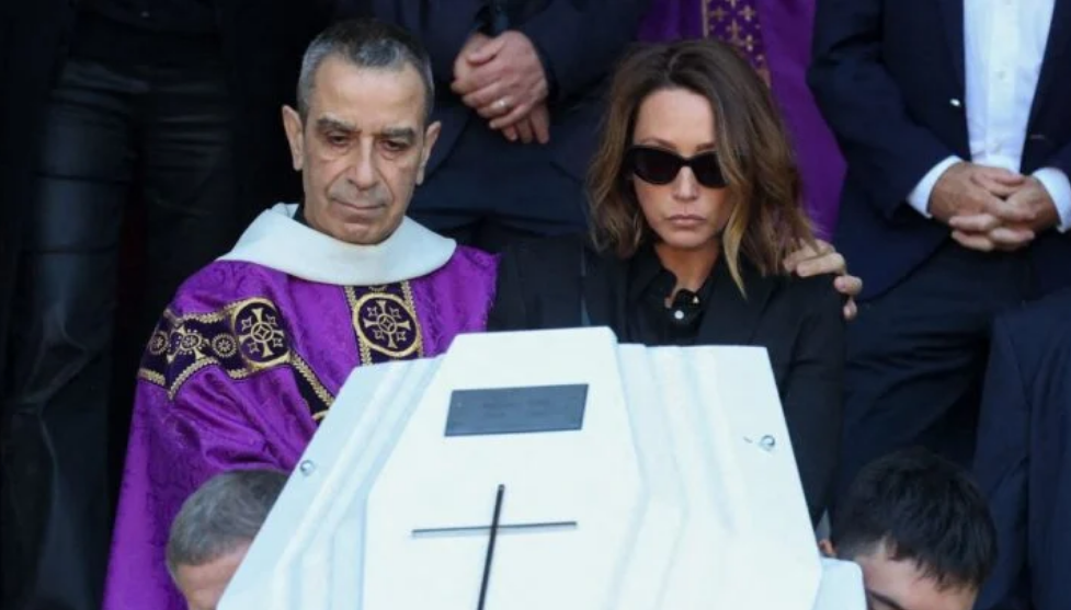 Obsèques de Nathalie Baye : ce grand absent polémique qui a pourtant beaucoup compté dans sa vie