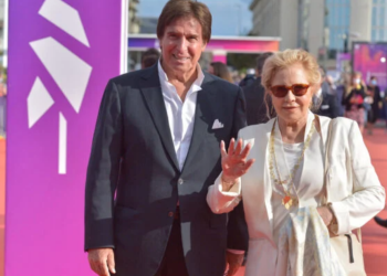 Sylvie Vartan (81 ans) en couple avec Tony Scotti depuis plus de 40 ans, qui est-il ?