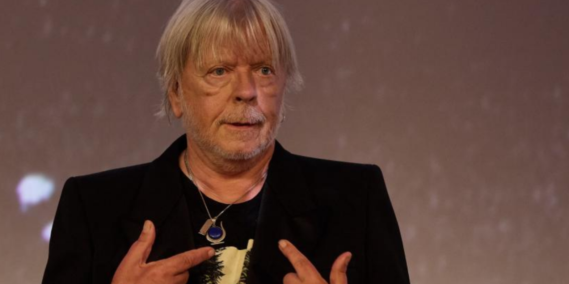 Renaud paranoïaque et interné : « Il fallait faire disparaitre ses démons », le témoignage choc de son ex-femme