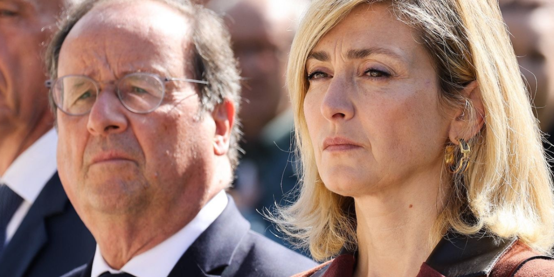 Julie Gayet prête à embrasser le rôle de Première dame ? “On est là pour l’autre évidemment…” 4 Julie Gayet prête à embrasser le rôle de Première dame ? “On est là pour l’autre évidemment…” Julie Gayet prête à embrasser le rôle de Première dame ? “On est là pour l’autre évidemment…”