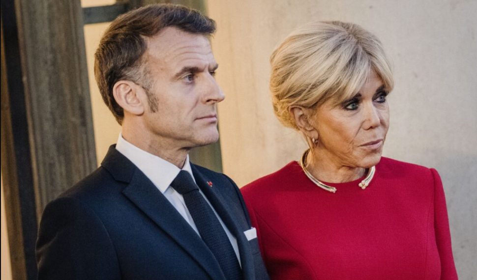 Brigitte Macron écarte les femmes de l&rsquo;entourage de son mari