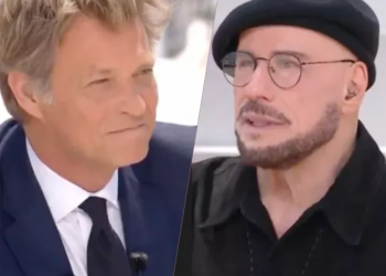John Travolta : « il parle trop fort », Laurent Delahousse déclenche la colère en direct