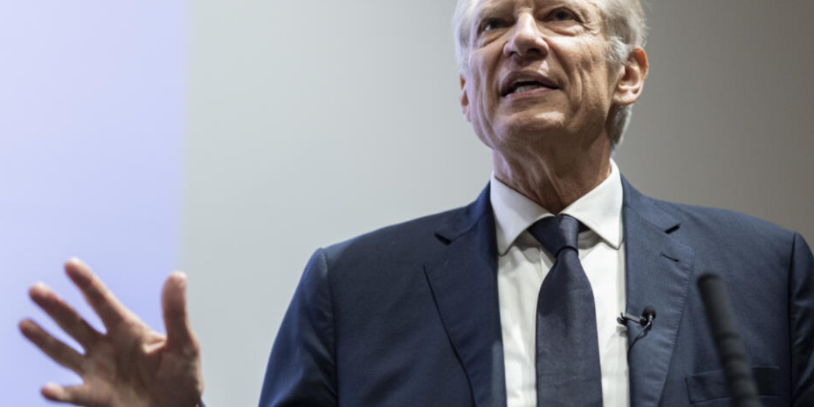 Dominique de Villepin visé par une enquête du parquet financier concernant l&rsquo;affaire des statuettes