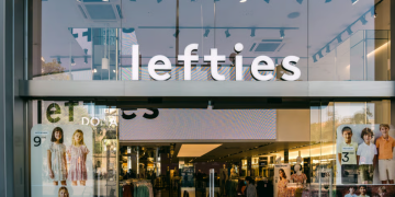« Mêmes articles que Zara mais moins chers »: l&rsquo;enseigne espagnole Lefties ouvre son premier magasin en France
